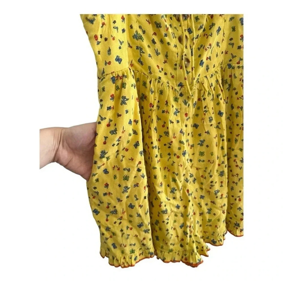 Urban Outfitters Yellow Linen Floral and Butterfly Print Short Romper // Medium - Picture 4 of 7